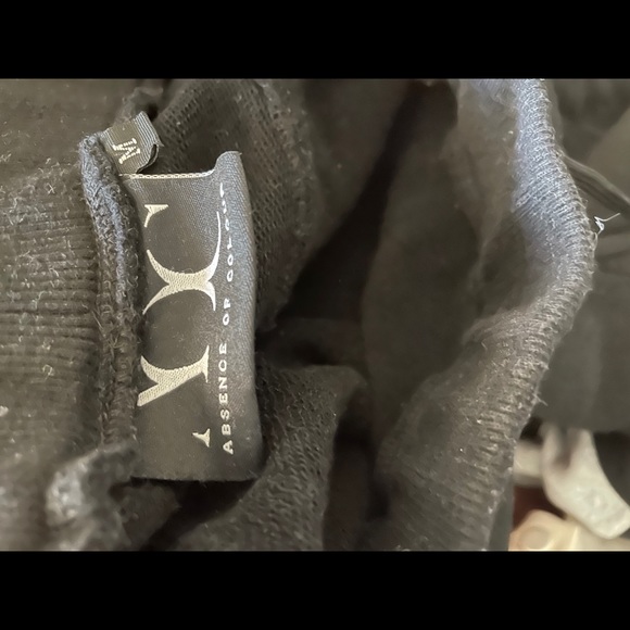 🖤Absence of Colour | Grizzy Cropped Joggers!! - Picture 5 of 8